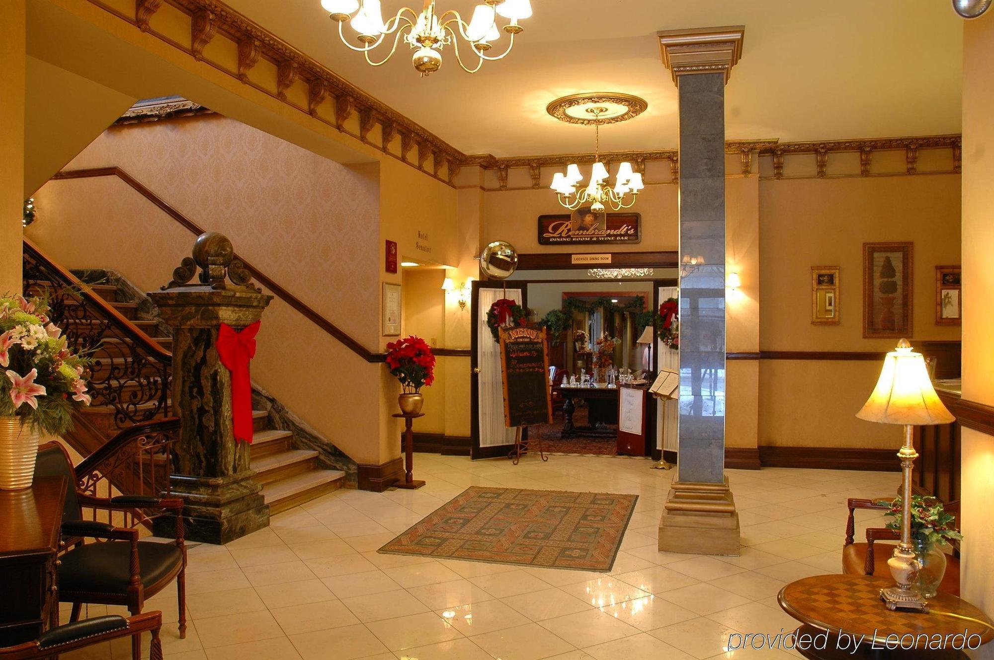 Hotel Senator Saskatoon Dalaman gambar