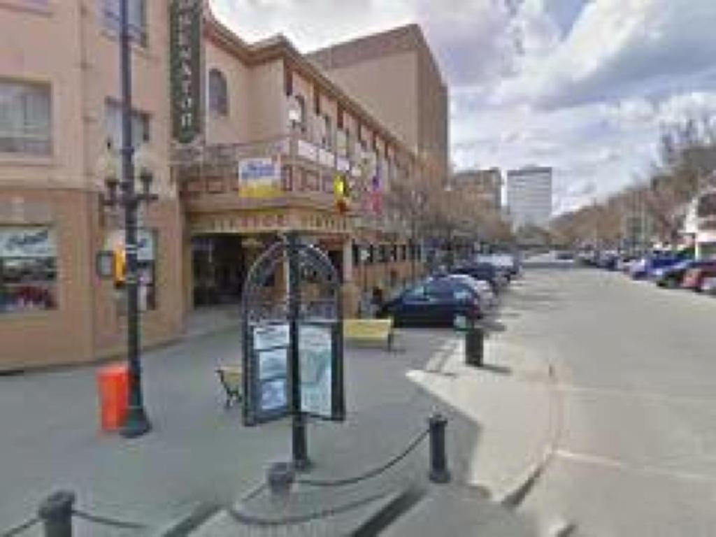 Hotel Senator Saskatoon Luaran gambar