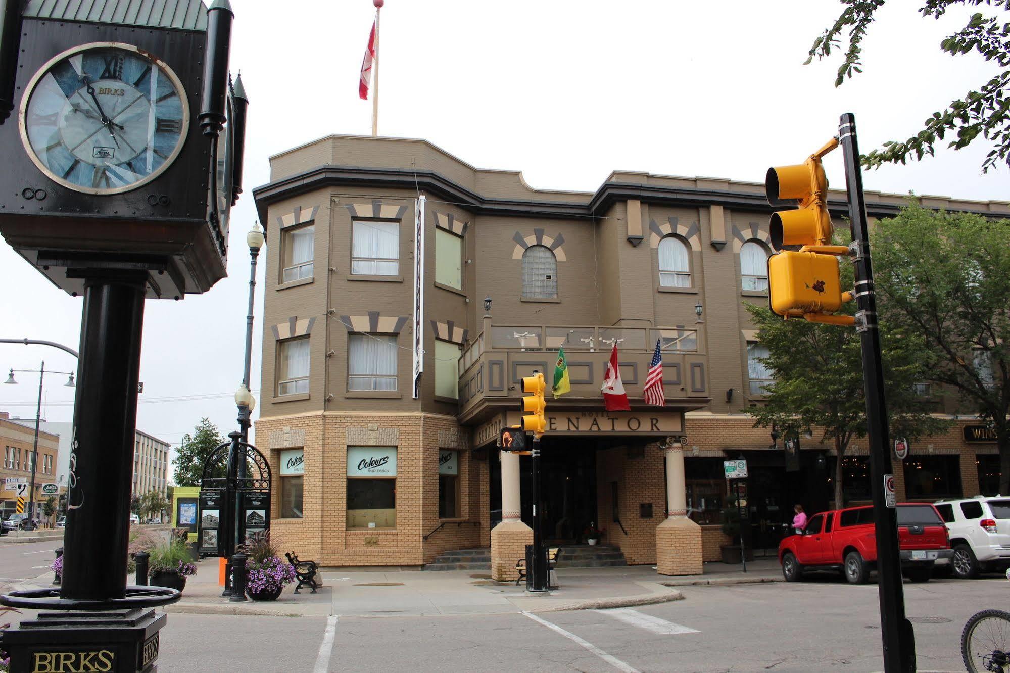Hotel Senator Saskatoon Luaran gambar