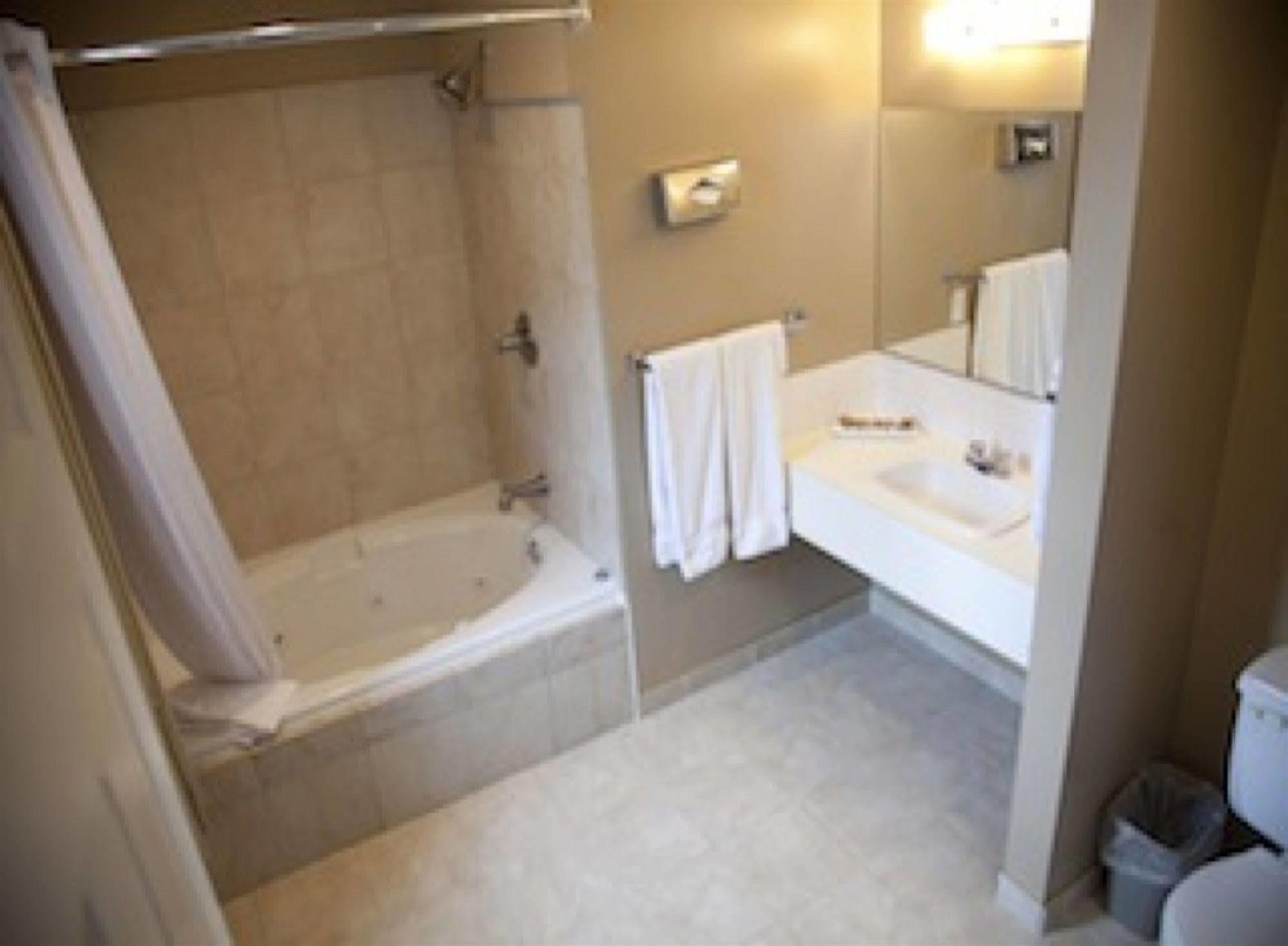 Hotel Senator Saskatoon Luaran gambar