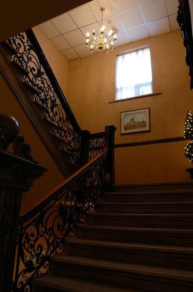 Hotel Senator Saskatoon Luaran gambar
